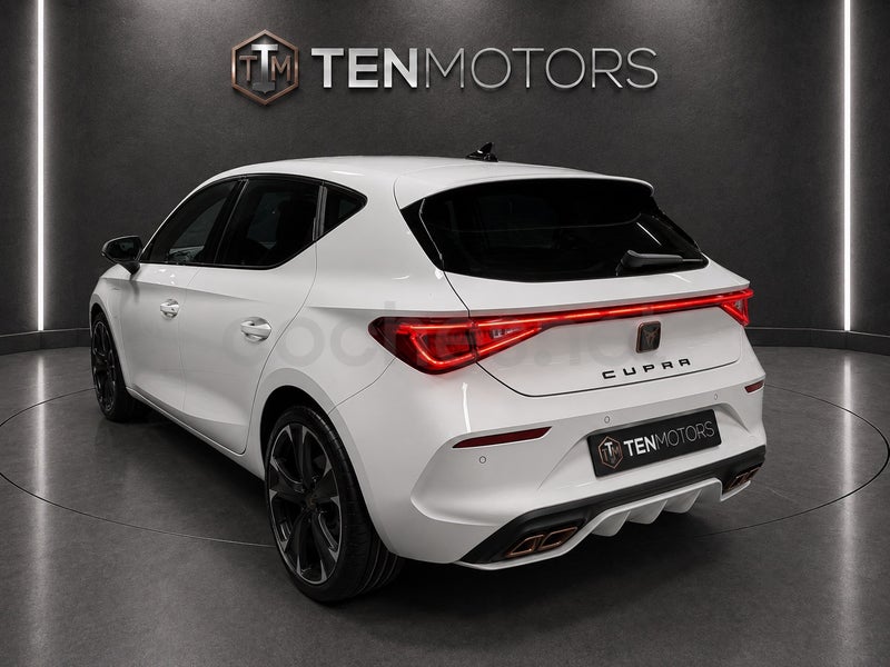 Cupra León 2022 — photo 5