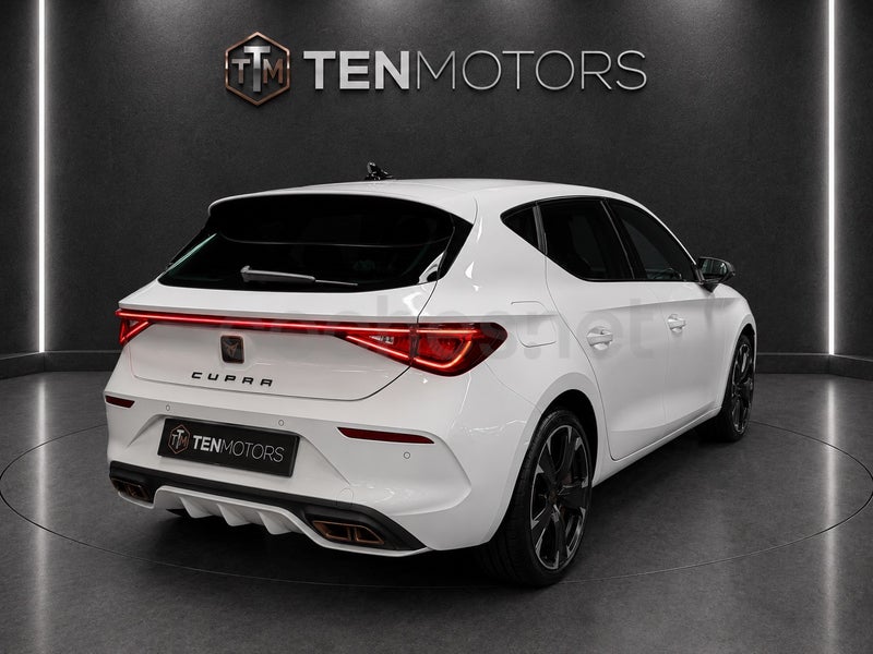 Cupra León 2022 — photo 6
