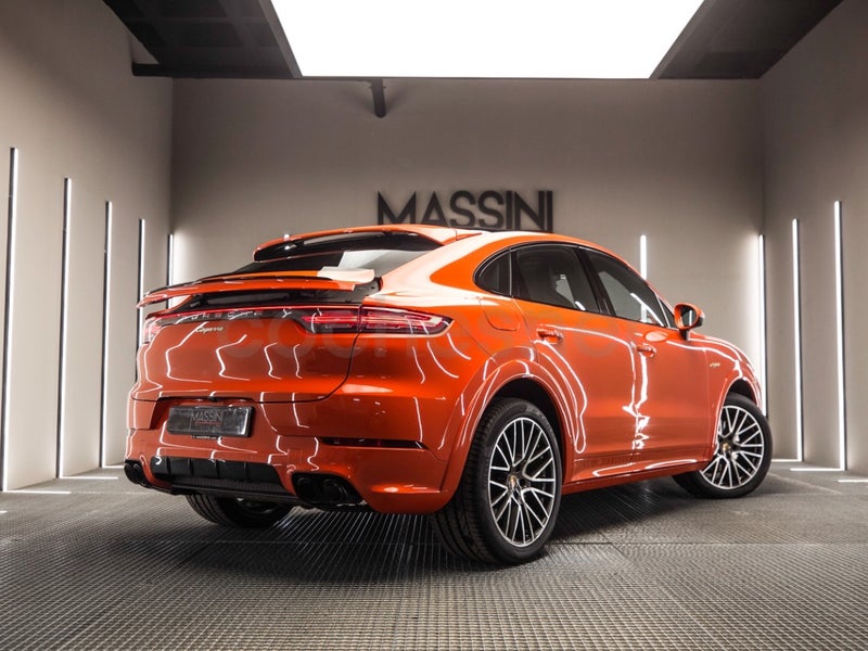 Porsche Cayenne Coupé 2021 — photo 5