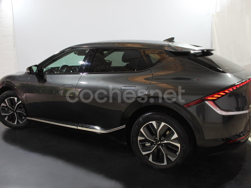 Kia Ev6 2023 — photo 3
