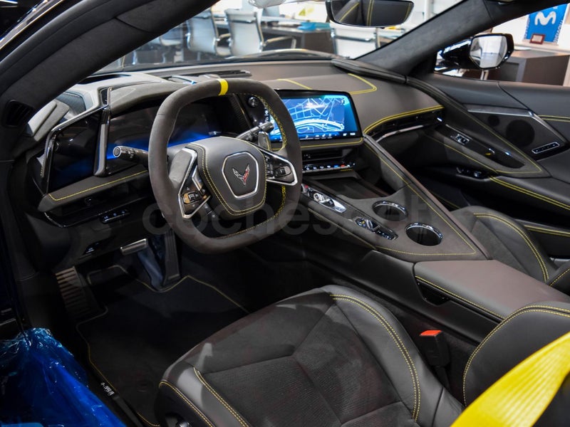Chevrolet Corvette Stingray 6.2 V8 Convertible 2026 — photo 5