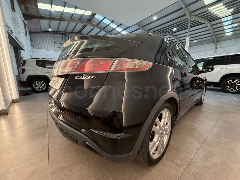 Honda Civic 2010 — photo 5