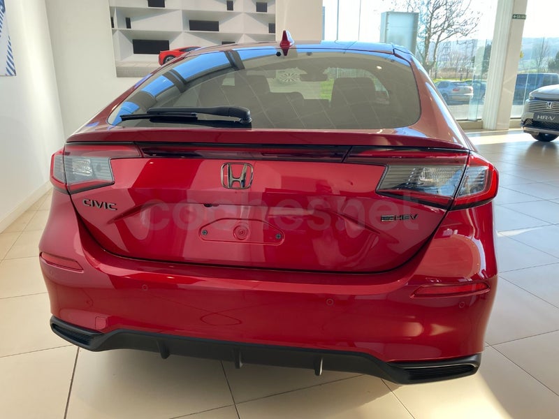 Honda Civic 2026 — photo 4