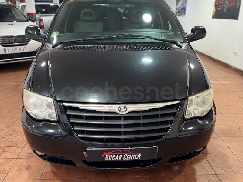 Chrysler Voyager 2007 — photo 2
