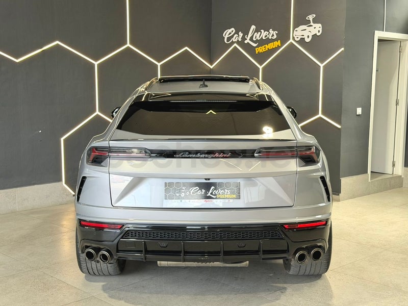 Lamborghini Urus 2019 — photo 2