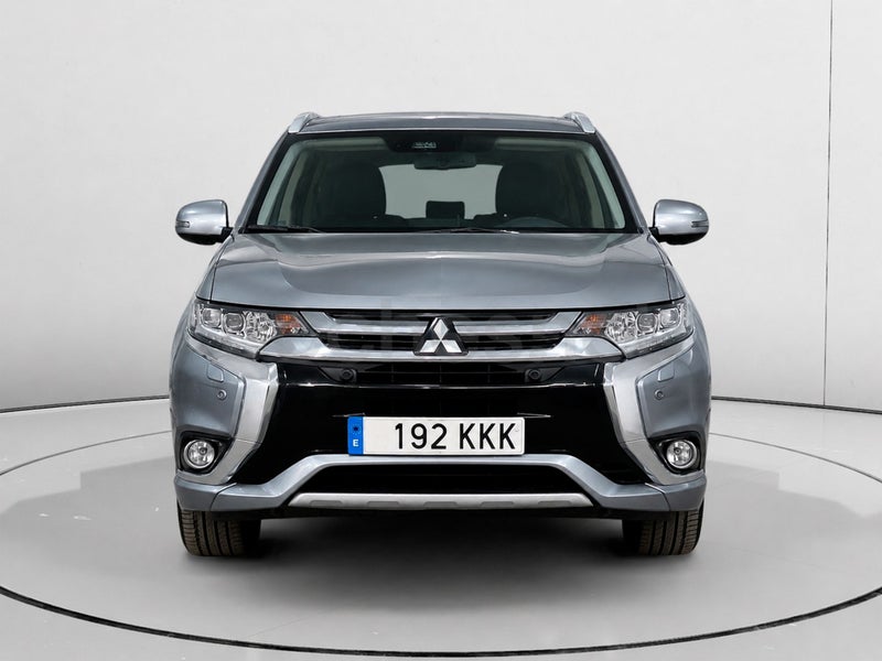 Mitsubishi Outlander 2018 — photo 5