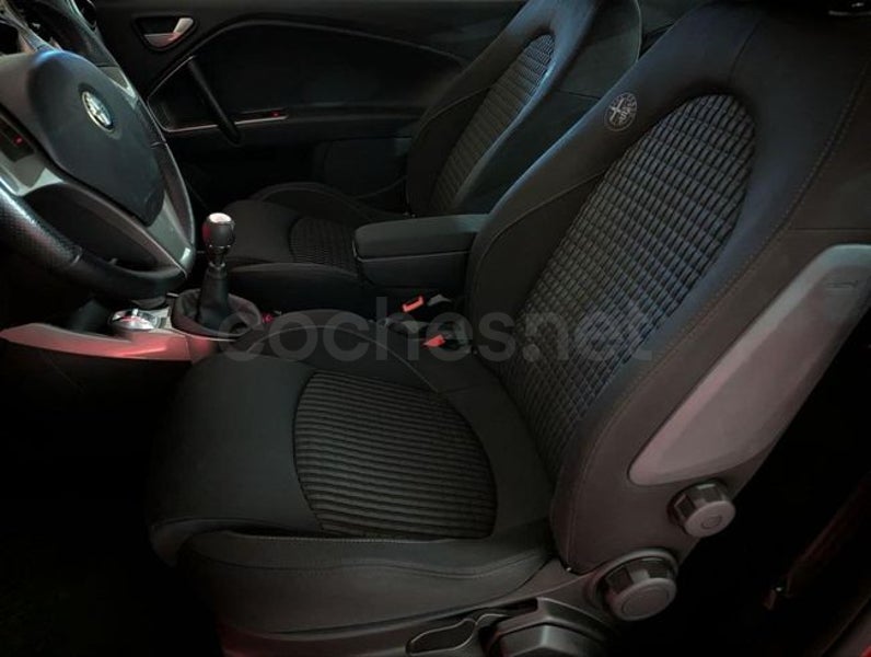 Alfa Romeo Mito 2010 — photo 5