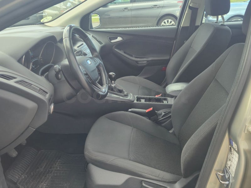Ford Focus 2015 — photo 4