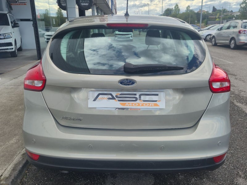 Ford Focus 2015 — photo 7