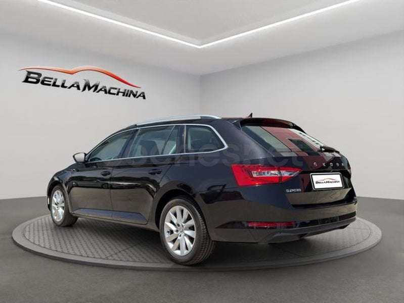 Skoda Superb 2021 — photo 3