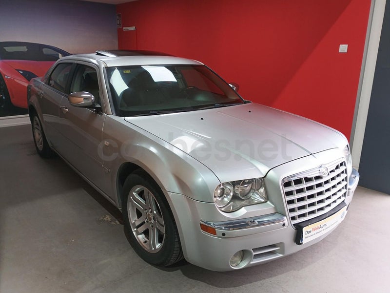Chrysler 300c 2005 — photo 2