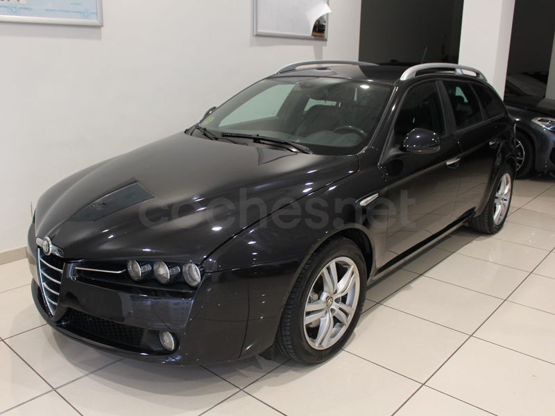 Alfa Romeo 159 2012 — photo 2