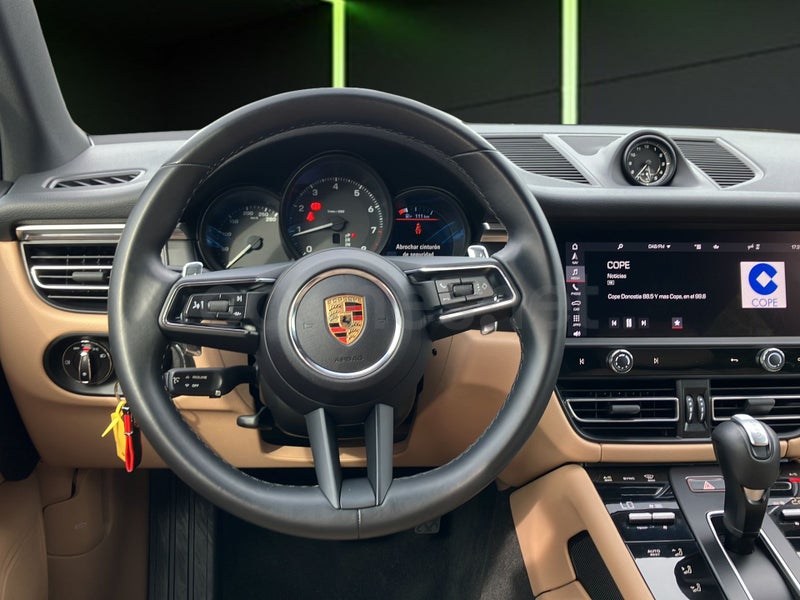 Porsche Macan 2024 — photo 8