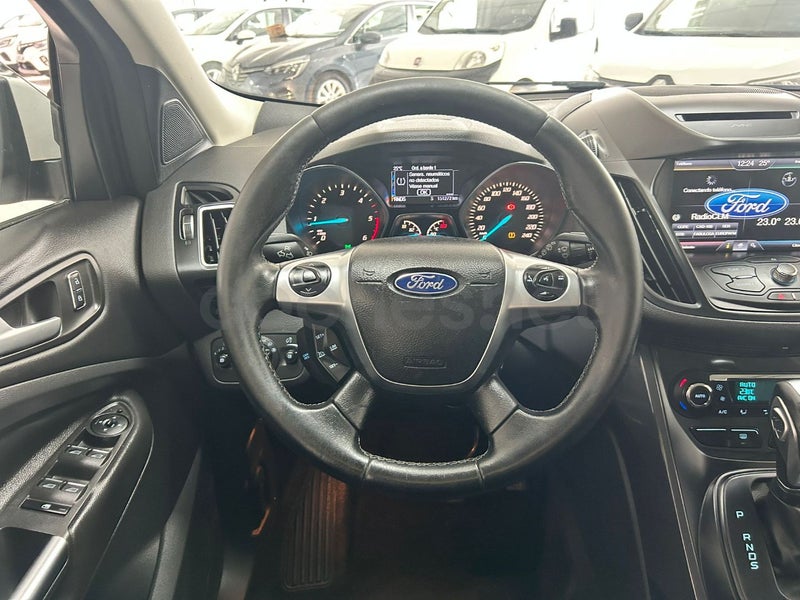 Ford Kuga 2016 — photo 8