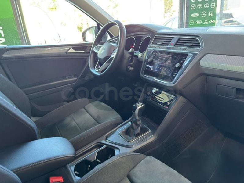Volkswagen Tiguan 2023 — photo 7