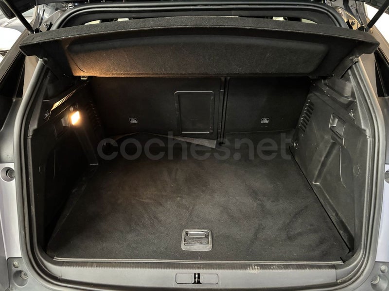 Peugeot 3008 Hybrid 2022 — photo 8