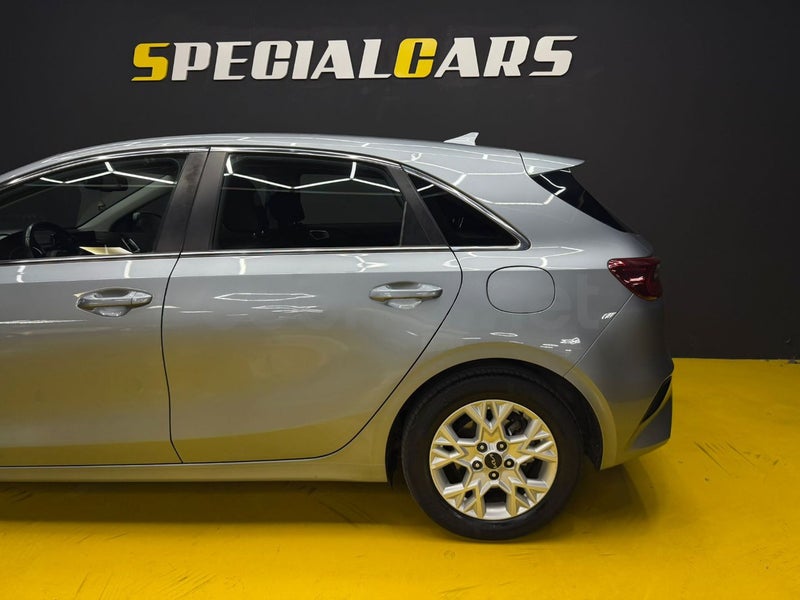 Kia Ceed 2022 — photo 6