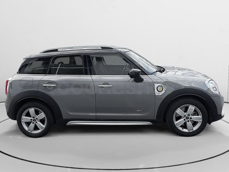 Mini Countryman 2019 — photo 2