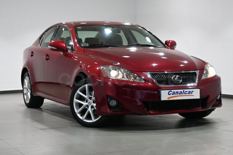 Lexus Is 2010 — photo 3