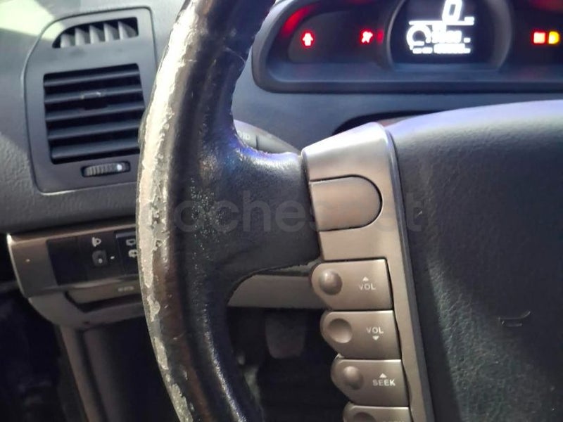 Ssangyong Rodius 2014 — photo 7