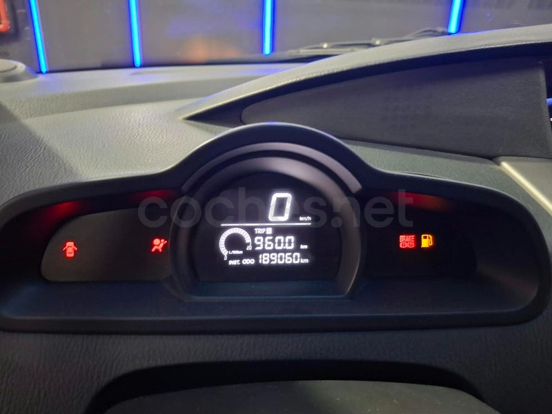 Ssangyong Rodius 2014 — photo 8