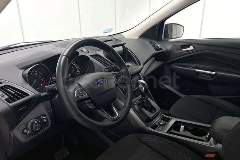 Ford Kuga 2018 — photo 6