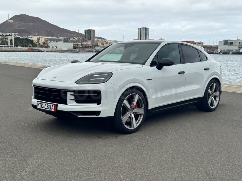 Porsche Cayenne Coupé 2024 — photo 2