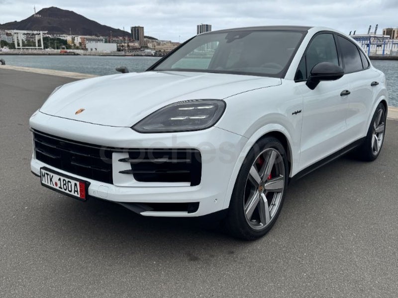 Porsche Cayenne Coupé 2024 — photo 3