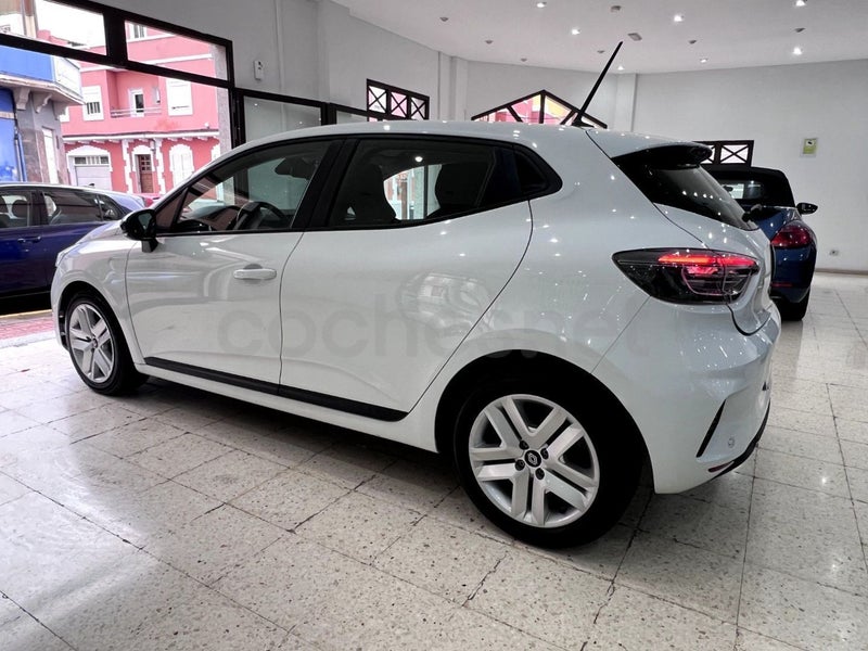 Renault Clio 2024 — photo 3