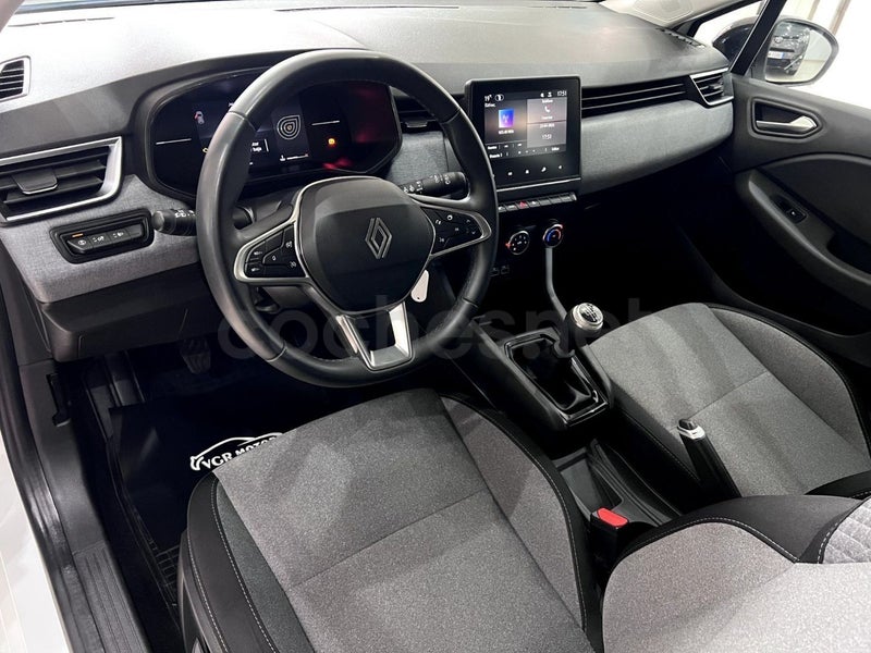 Renault Clio 2024 — photo 6