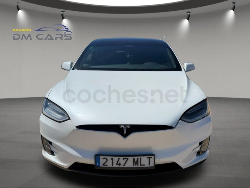 Tesla Model X 2017 — photo 2