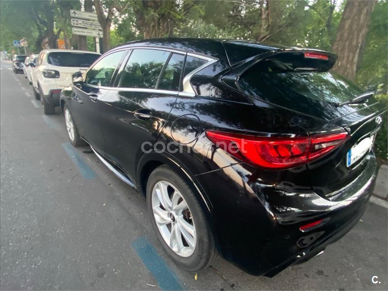 Infiniti Q30 2016 — photo 3