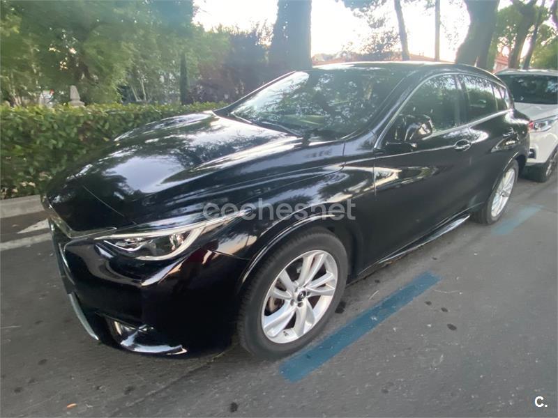 Infiniti Q30 2016 — photo 4