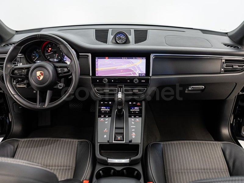 Porsche Macan 2022 — photo 7