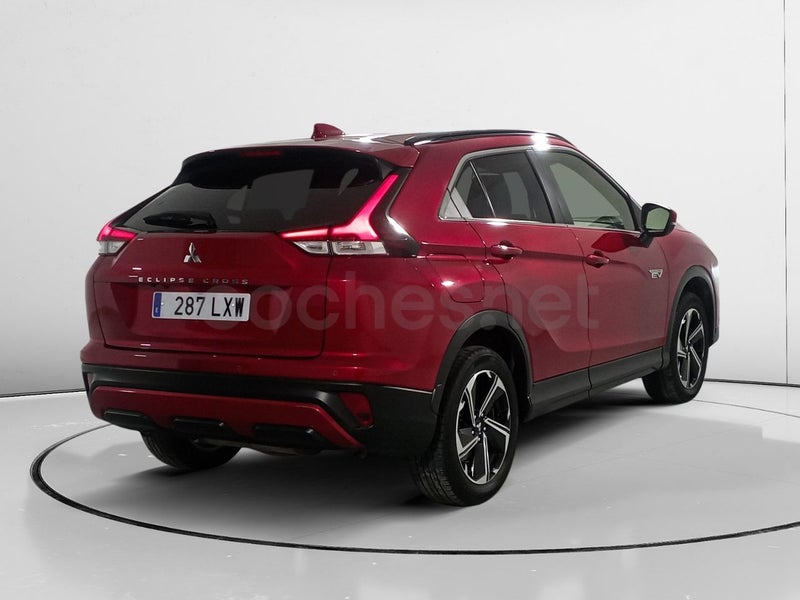 Mitsubishi Eclipse Cross 2022 — photo 2
