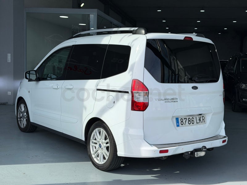 Ford Tourneo Courier 2020 — photo 4