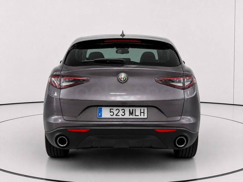 Alfa Romeo Stelvio 2023 — photo 4