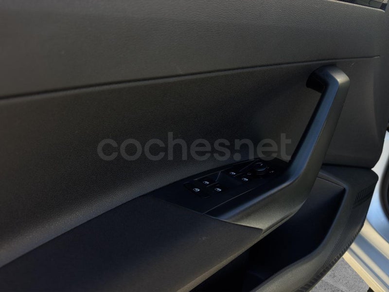 Volkswagen Polo 2023 — photo 8