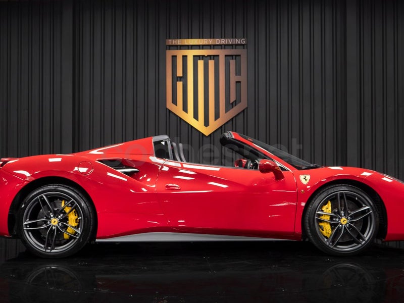 Ferrari 488 2018 — photo 3