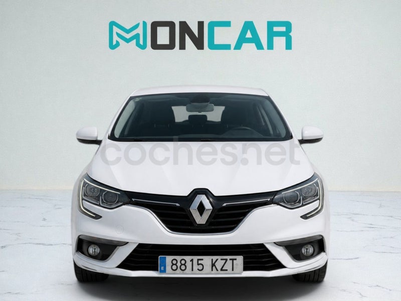 Renault Mégane 2019 — photo 2