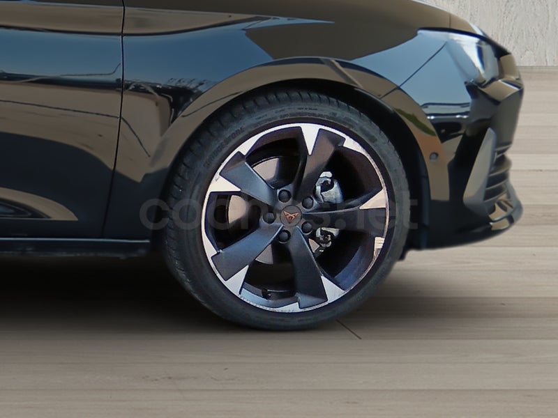Cupra León 2022 — photo 8