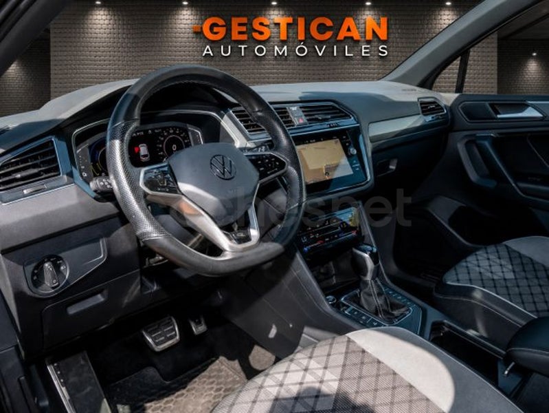 Volkswagen Tiguan 2022 — photo 8