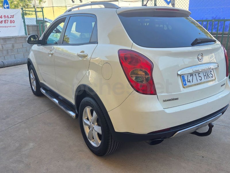 Ssangyong Korando 2012 — photo 7