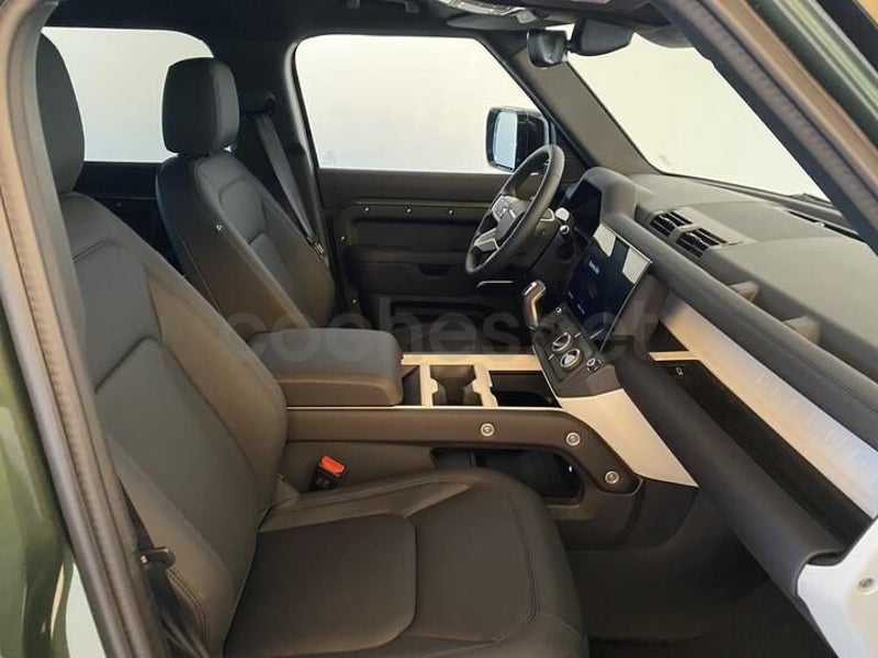 Land-rover Defender 2025 — photo 5