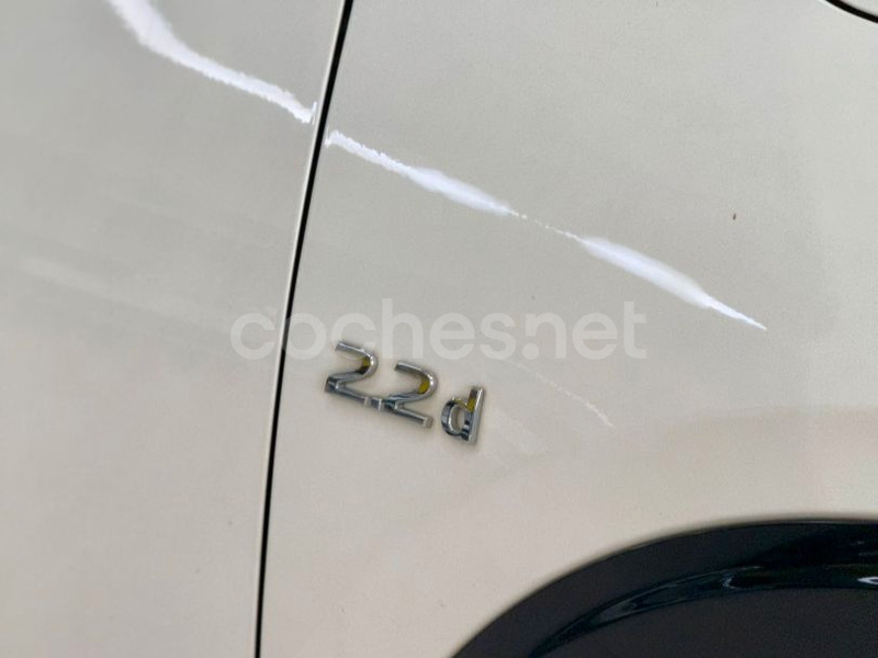 Infiniti Q30 2016 — photo 2