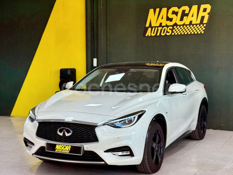 Infiniti Q30 2016 — photo 6
