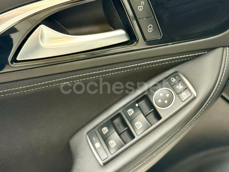 Infiniti Q30 2016 — photo 7