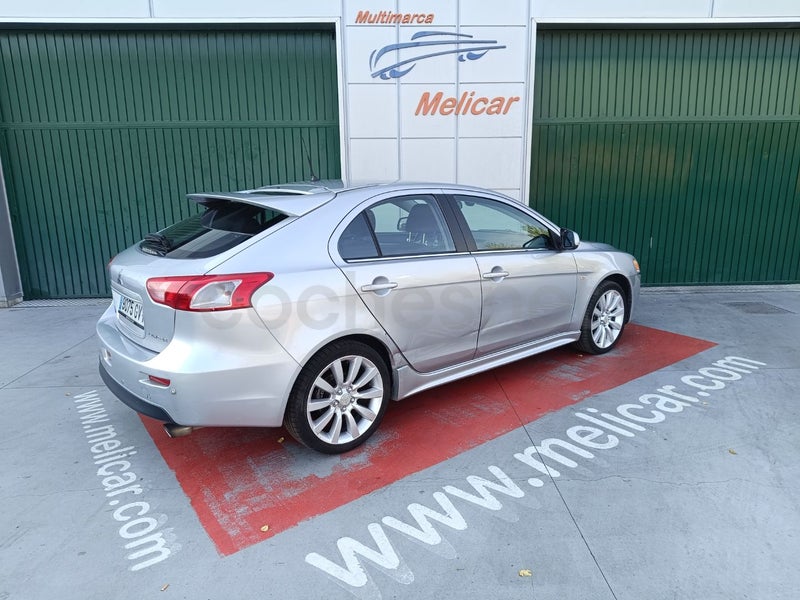 Mitsubishi Lancer 2010 — photo 3
