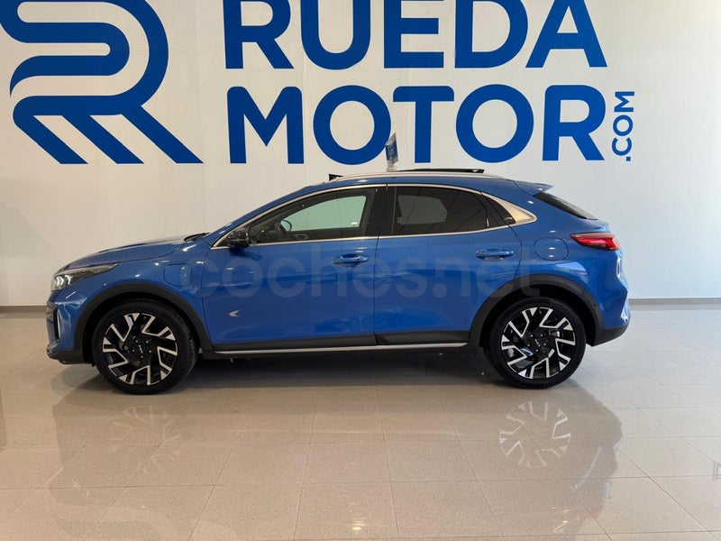 Kia Xceed 2023 — photo 3