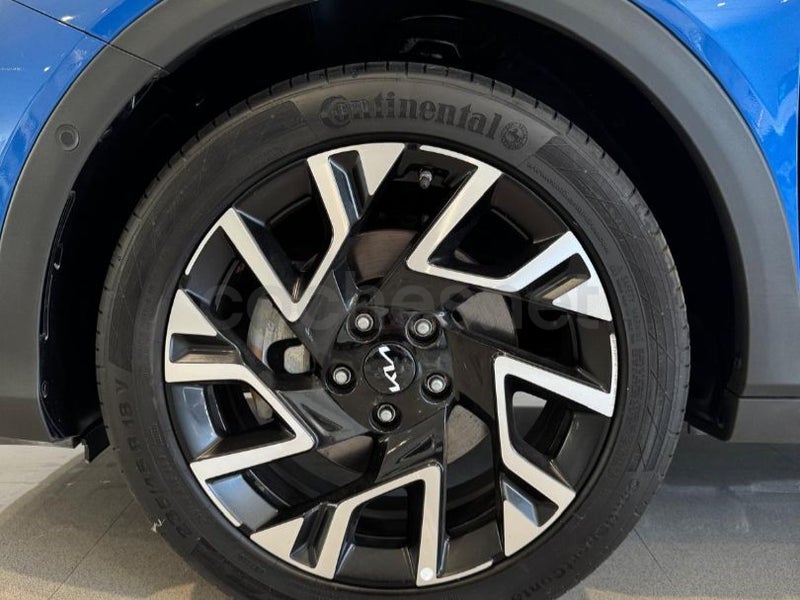 Kia Xceed 2023 — photo 8